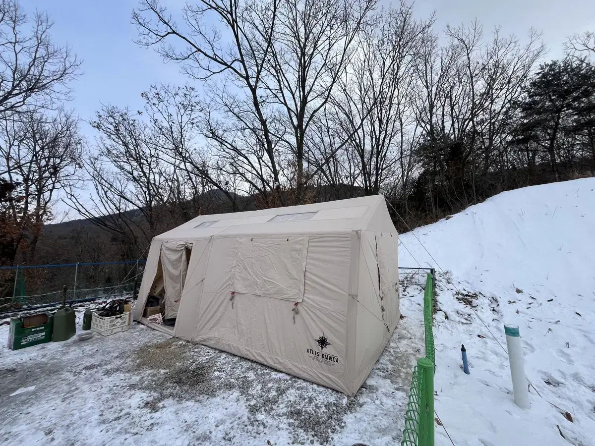 아틀라스 비앙카 텐트 / 퍼시픽 빅쉘터 / 에어요 에어매트 일괄 판매합니